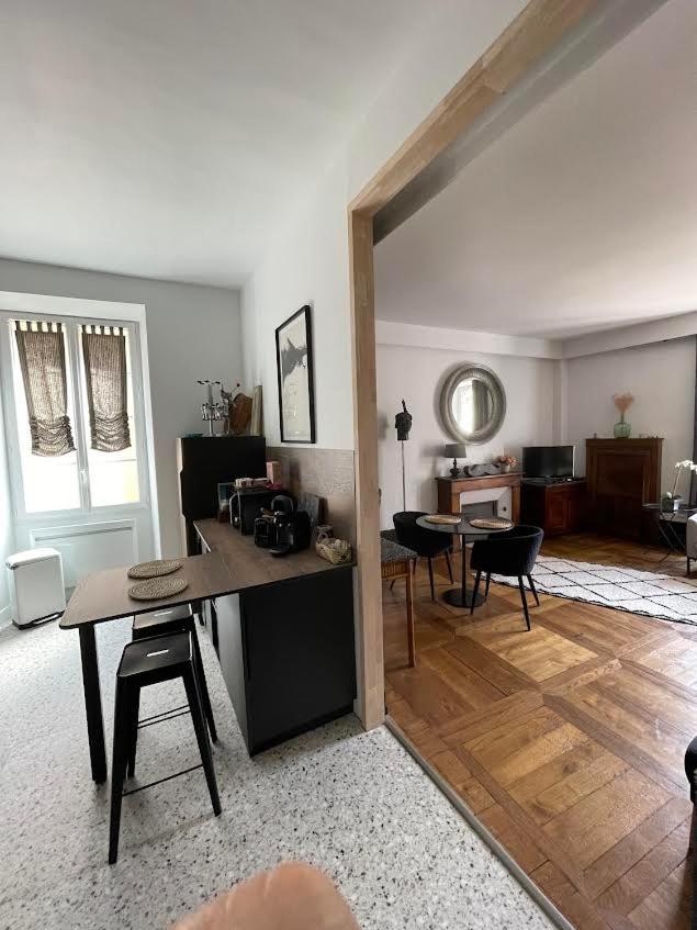 Appartement La Couronne سارلا لا كانيدا المظهر الخارجي الصورة