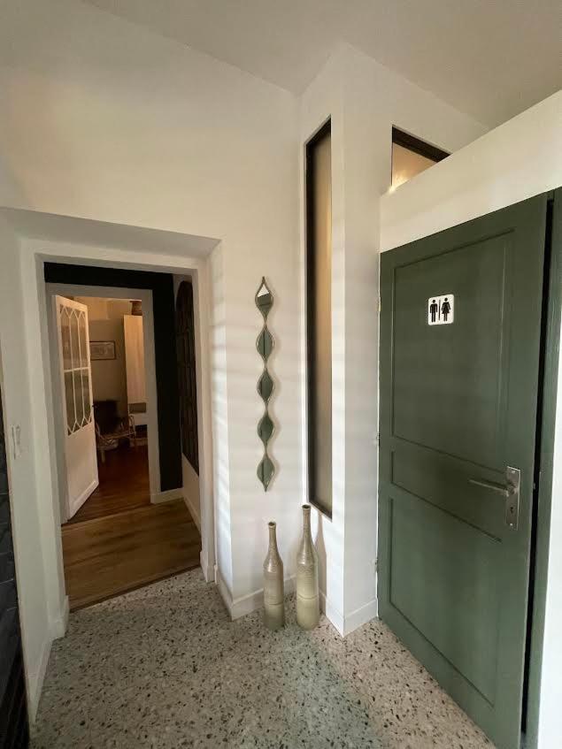 Appartement La Couronne سارلا لا كانيدا المظهر الخارجي الصورة