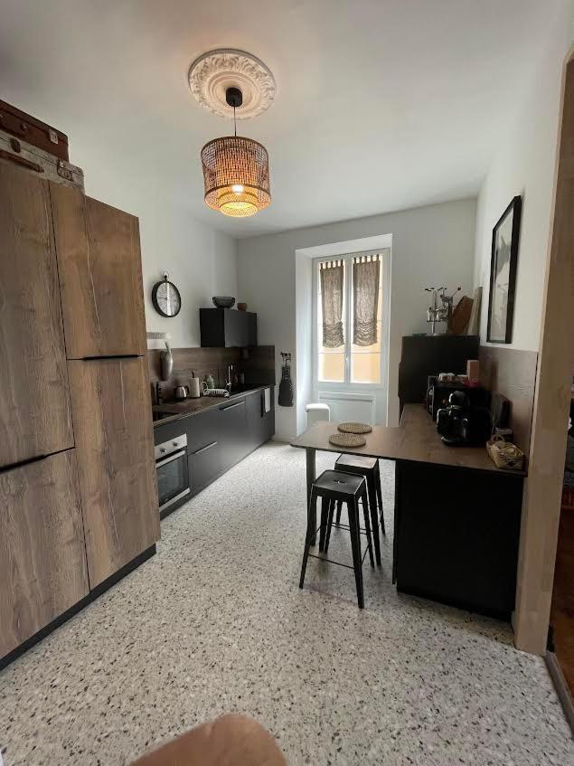 Appartement La Couronne سارلا لا كانيدا المظهر الخارجي الصورة